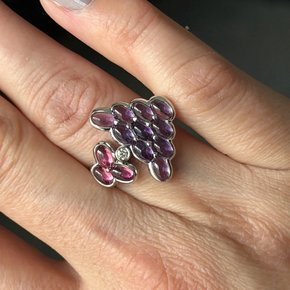 Mauboussin Paris Purple and Pink Amethyst Cluster Ring - Picture 5 of 15